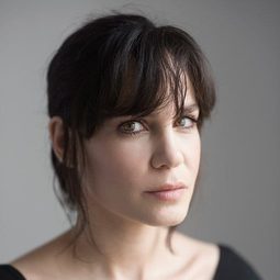 Netta Garti - Love Life演員 飾演Jara