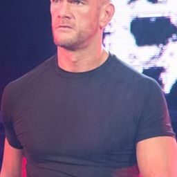 Martin Harris 飾演 Martin Stone