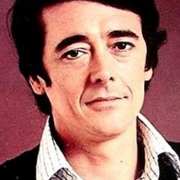 Bernard Tiphaine 飾演 Milou