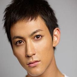 Tasuku Nagase 飾演 Fumio Nishijima