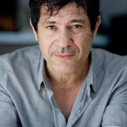 Gianfranco Poddighe 飾演 Guido Baccelli