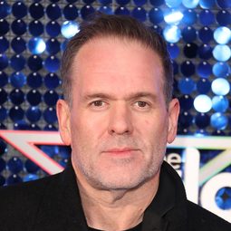 Chris Moyles 飾演 Self