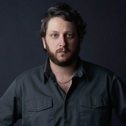 Daniel Lopatin 飾演 Self