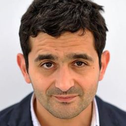 Laurent Capelluto - 我們相信你演員 飾演The Father