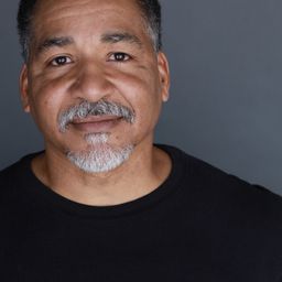 史考區·埃利斯·羅林 飾演 Apollo