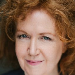 Julie Nihill 飾演 Maggie Butson