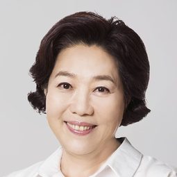 楊姬瓊 - Out to the World演員 飾演Gas Station Attendant