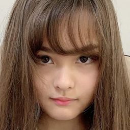 Sasha Kristensen 飾演 Young Jane