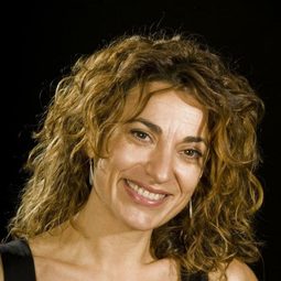 Miriam Martín 飾演 