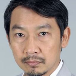 桑尼·查特維里亞猜 飾演 Wichian