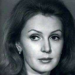 Valentina Titova 飾演 Kuksjas mor