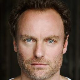 Mark Waschke 飾演 Jörg