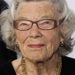 Rosamunde Pilcher - Summer Solstice編劇