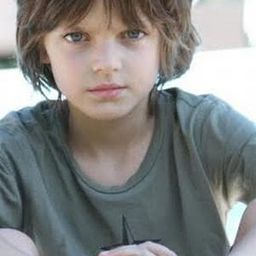 Niccolò Calvagna 飾演 Figlio di Marian e Giovanni