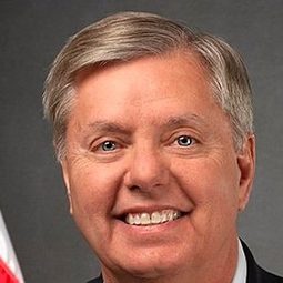 Lindsey Graham 飾演 Self (archive Footage)