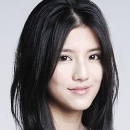 吳千語 飾演 Miss Wong