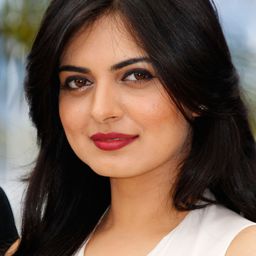 奈艾莉卡·辛 飾演 Anu