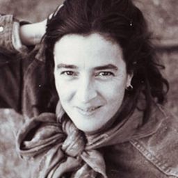 Ágnes Kamondy 飾演 