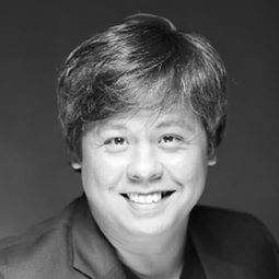 Paolo O'Hara - 夜幕下我想散步演員 飾演Policeman 1