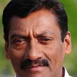 Chembil Ashokan 飾演 