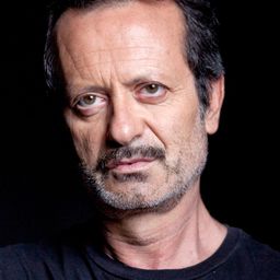 Rocco Papaleo 飾演 Gatto