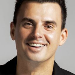 Kirill Turichenko 飾演 Матвиенковский бандит