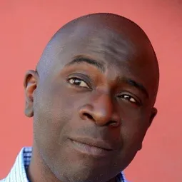 蓋瑞·安東尼·威廉斯 - 小馬王：毛駒無束演員 飾演Wrangler (voice)