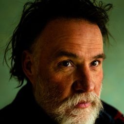 Bouli Lanners - The Carriers Are Waiting演員 飾演L'entraîneur