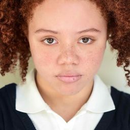 Kylah Davila 飾演 Ghost