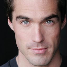 Patrick Burleigh - 永恆族編劇