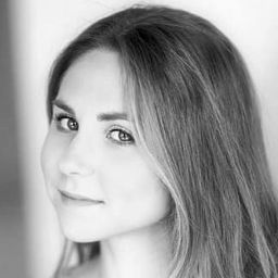 Jordy Benattar 飾演 Young Lucinda Spiderwick