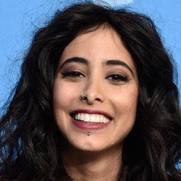 Samar Qupty - 地中海鬱到病演員 飾演Lina