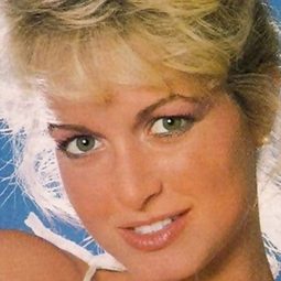 Claudia Udy - 美國噩夢演員 飾演Andrea / Isabelle's workmate