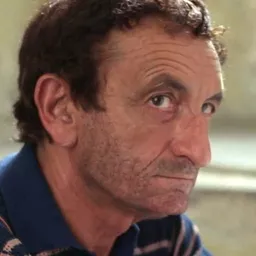 Pino Patti 飾演 dottor Hinkel