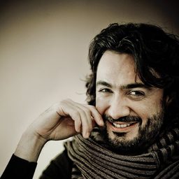 David Alegret 飾演 Antonio