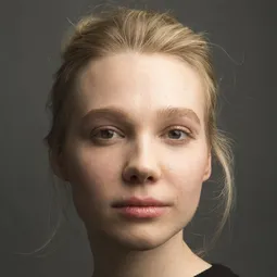 Marina Vasilyeva - 飢俄人妻演員 飾演Katya