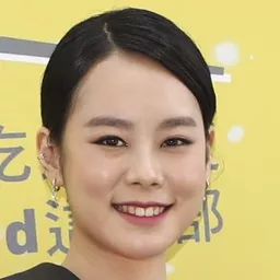 孔令元 - 腿演員 飾演Ward Nurse