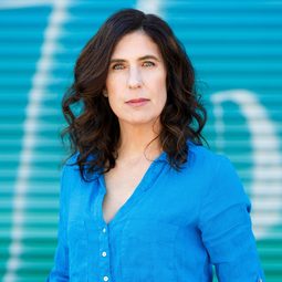 Teresa Pavlinek 飾演 Marlene