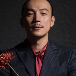 Sun Yiming 飾演 Department Manager