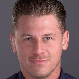 Jamie B. Chambers 飾演 Needles