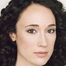 凱薩琳·希基絲穆 飾演 Katie Morris