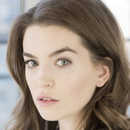 布麗特·麥奇莉普 - Strawberry Shortcake: Jammin with Cherry Jam演員 飾演Blueberry Muffin (voice)