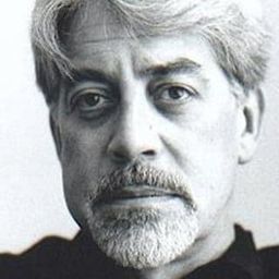 Patrice Kerbrat 飾演 Seal showman