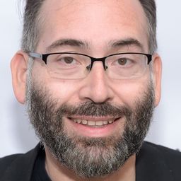 Mike Mendez - 別殺它導演