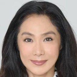 淺野 溫子 飾演 Nami