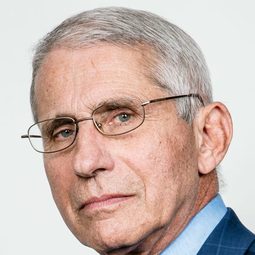 Anthony Fauci 飾演 