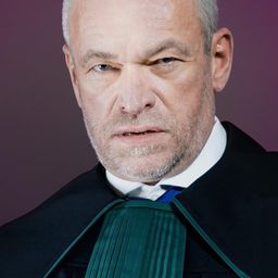 馬里烏什·波納舍夫斯基 飾演 Madejski