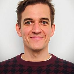 Adam Graczyk 飾演 Drug Addict