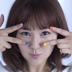 錢芳 飾演 Liu Xiuxiu