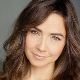 Jennifer Monce - 絕望之路演員 飾演ER Nurse